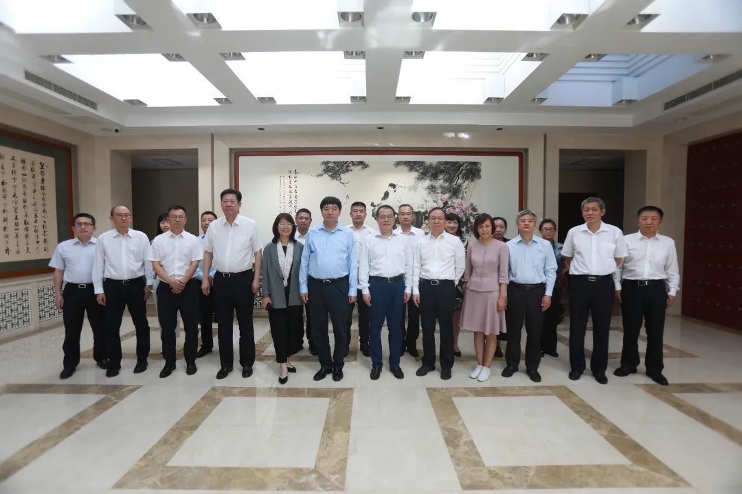 首开集团与北京市政府参事室（市文史馆）签订战略合作